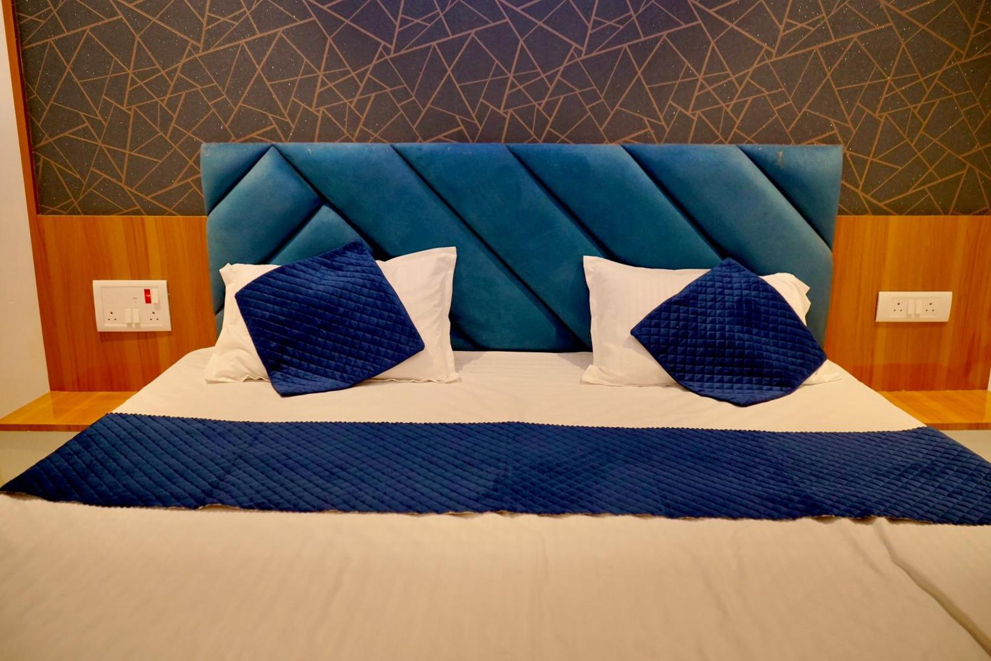 Hotel Madhuban Aurangābād Esterno foto